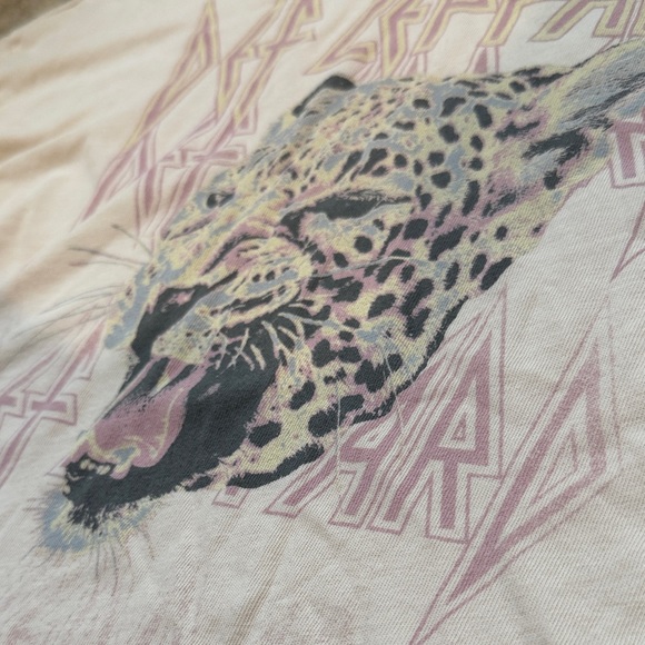 Daydreamer Nordstrom def Leppard top - Picture 3 of 3